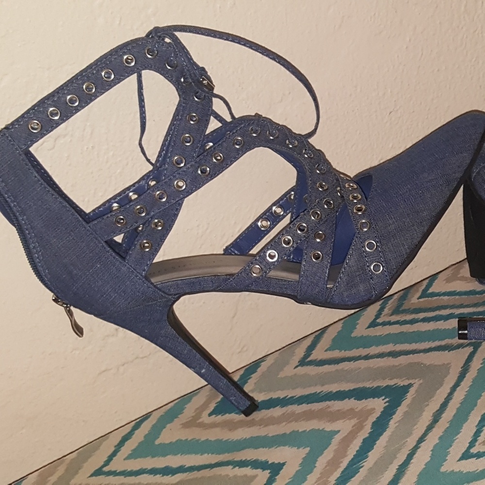Ashley Stewart Denim Heels NWOT